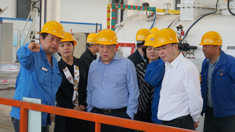 集团向导到标准热处理、、电器开关调研